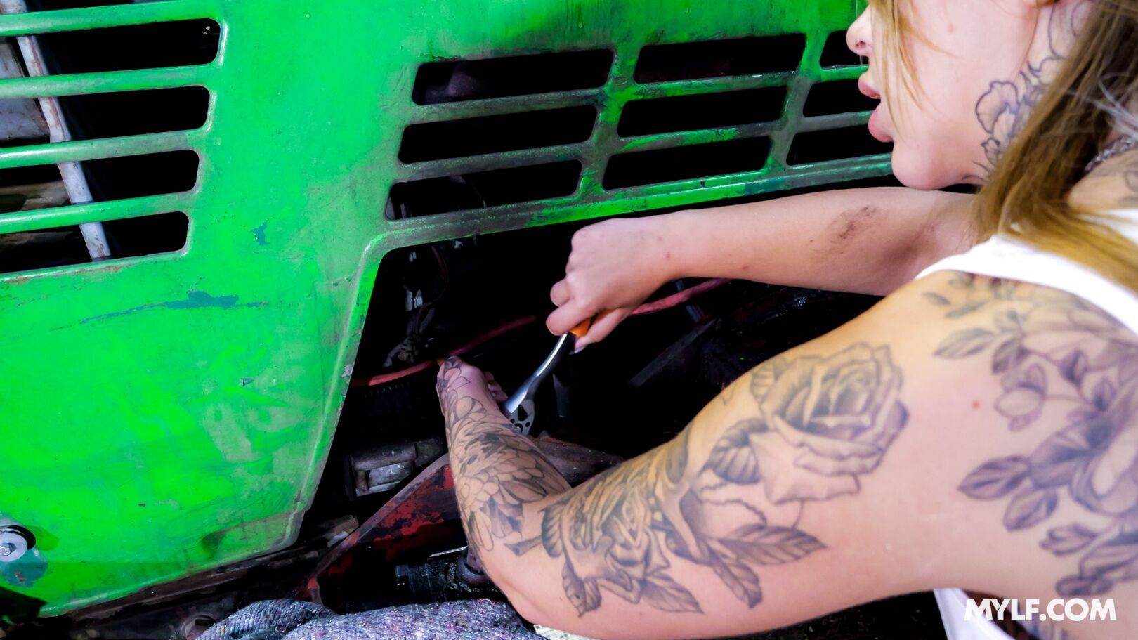 Milf Mechanic Puts Client In His Place (Kimberly Crush's Debut)