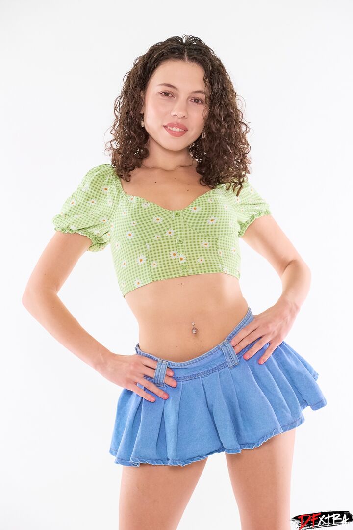 Satine Summers Hops on Top