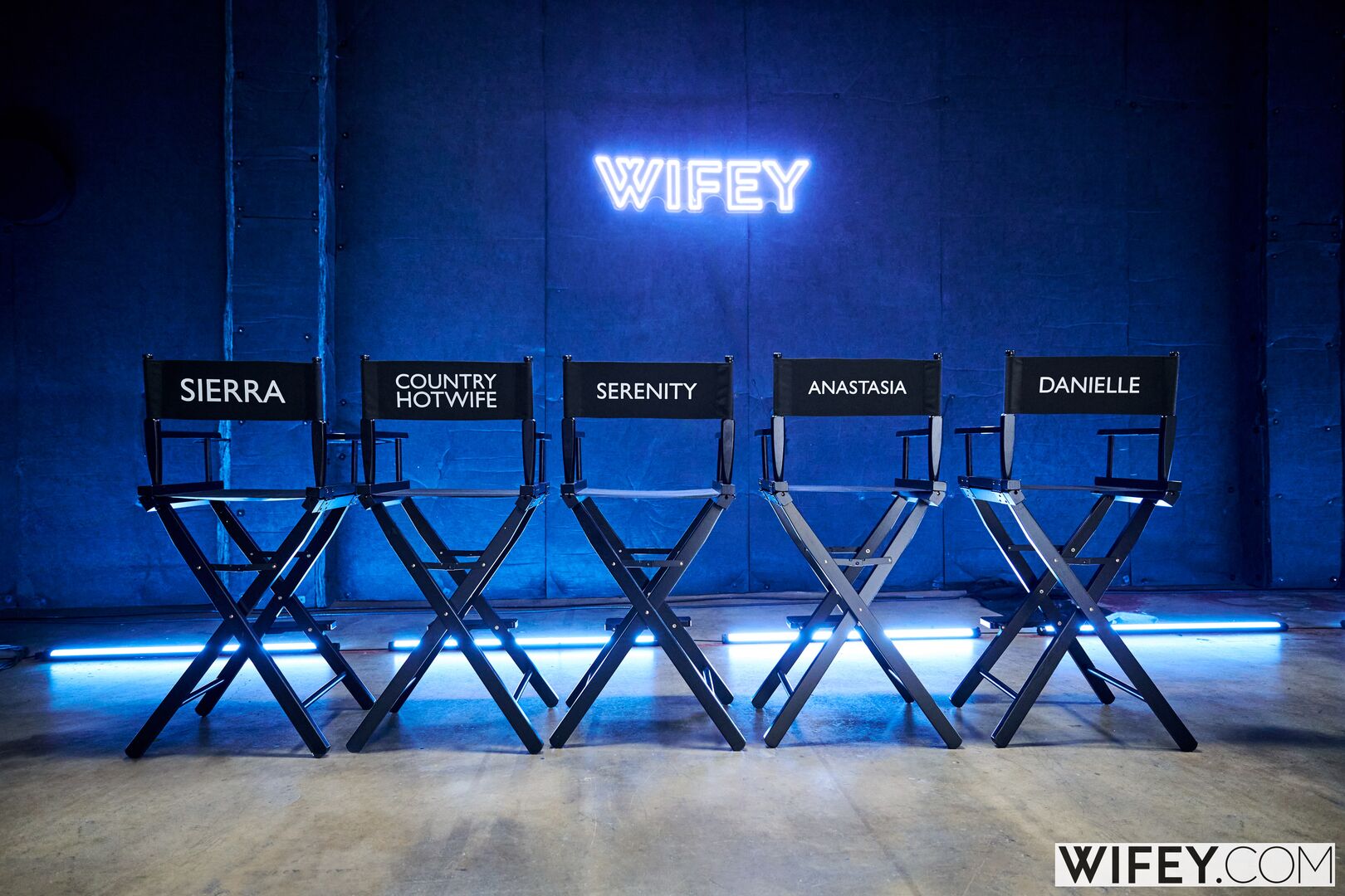 WIFEY Reunion - Hotwives Return For The Ultimate Orgy