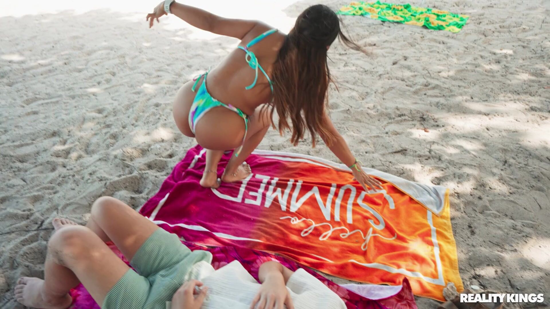 Bae's Beach Day Anal