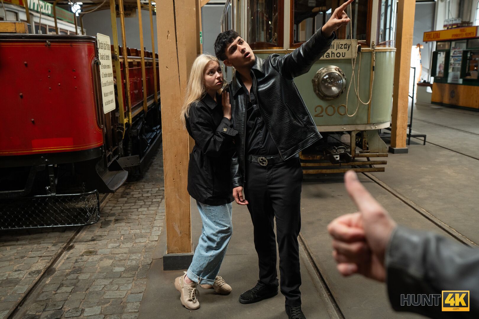Conductor, Ring my Clit