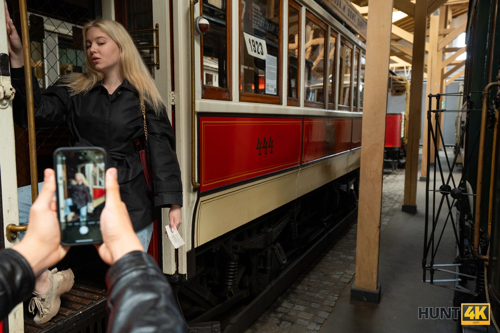 Conductor, Ring my Clit