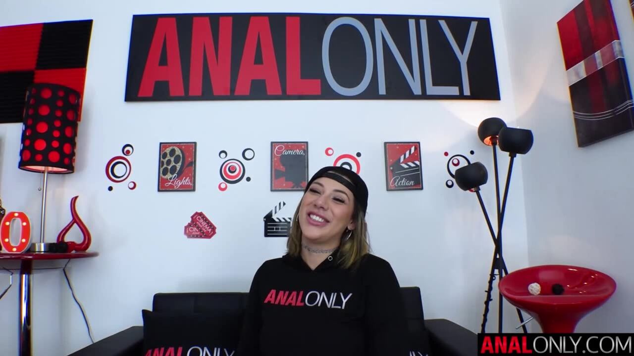 Anal Only: Valentina Jewels' Greedy Gapes