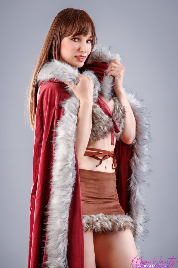 Mrs Krampus Is Collecting Creampies For Christmas - S8:E4