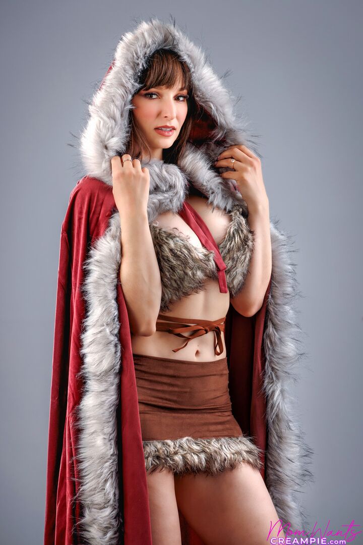 Mrs Krampus Is Collecting Creampies For Christmas - S8:E4