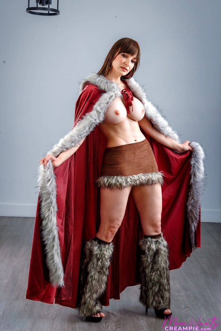Mrs Krampus Is Collecting Creampies For Christmas - S8:E4