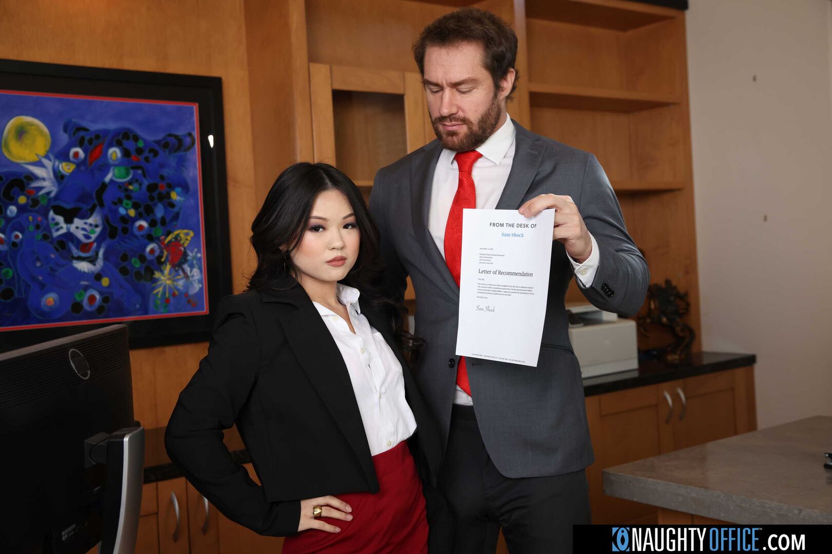 Lulu Chu wants boss' cock to get her promotion