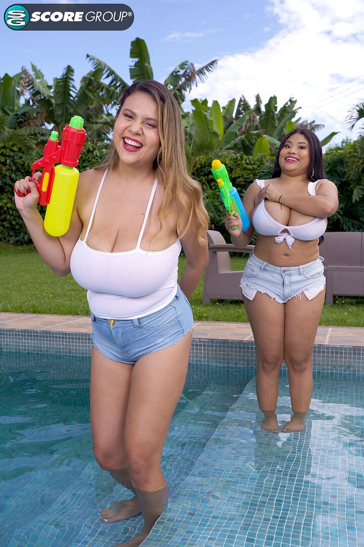 Battle of the Wet Tank Top Stars