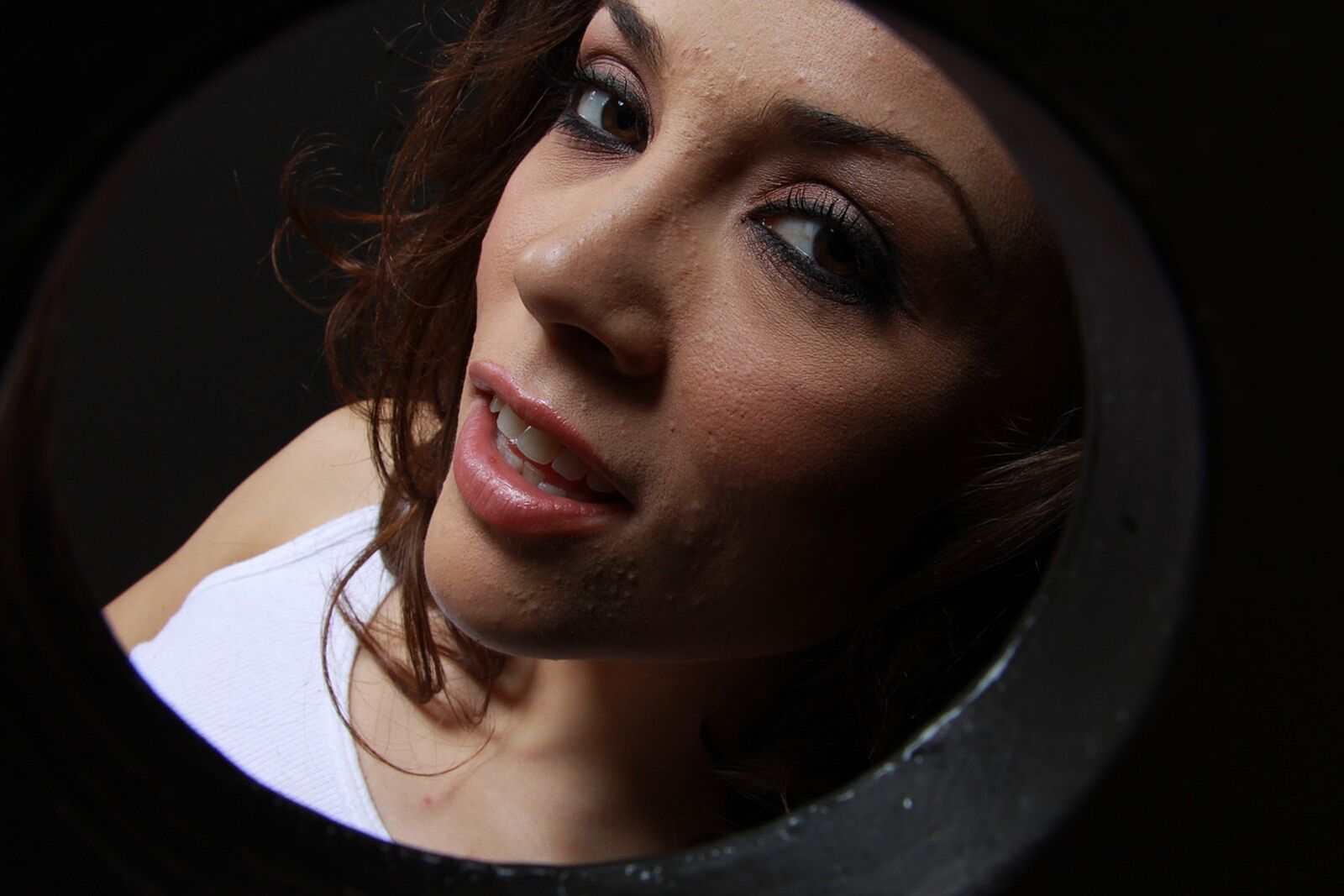 Kristina Rose Shows Her Naughty Side At The Glory Hole