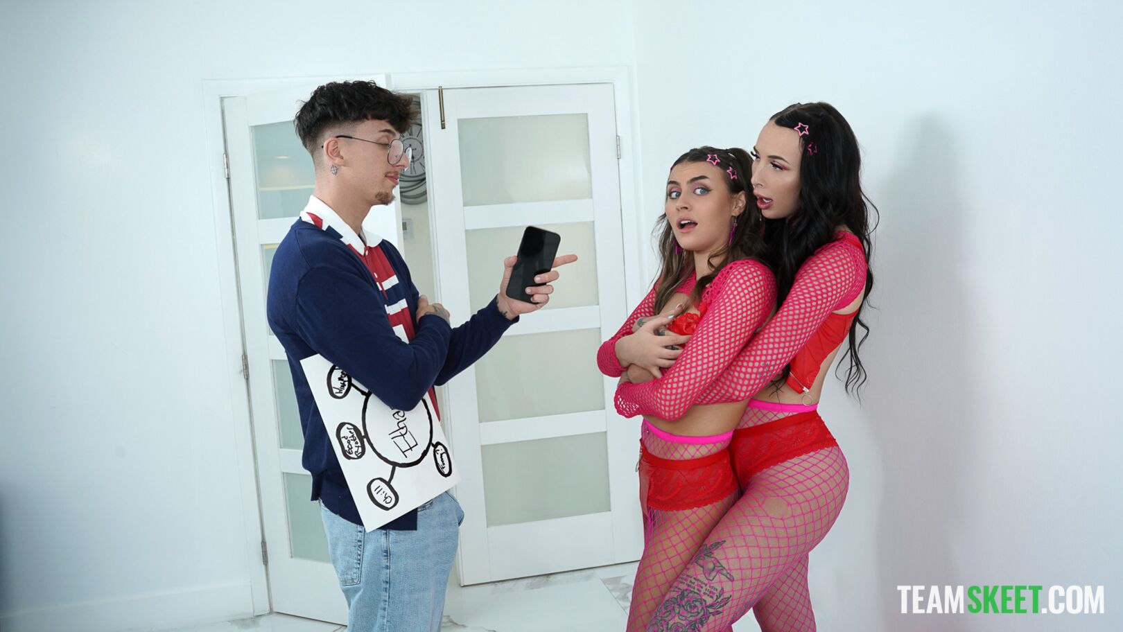 Two Pussies for the Little Geek