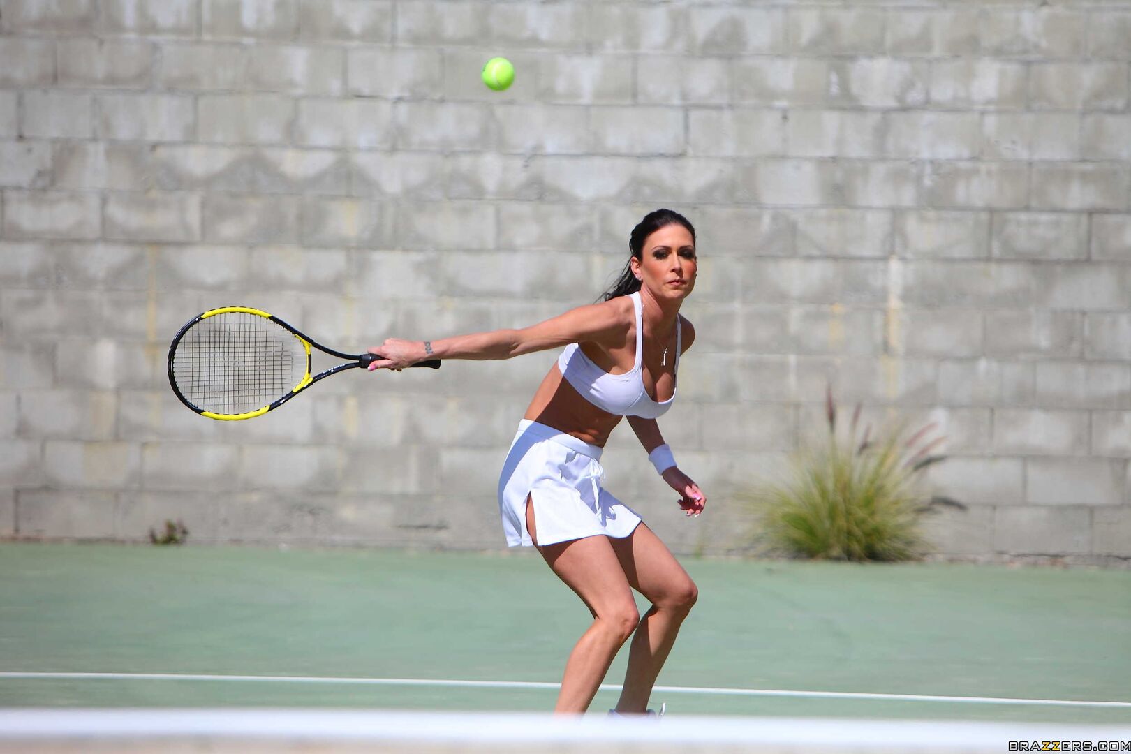 Tennis Titties 2501