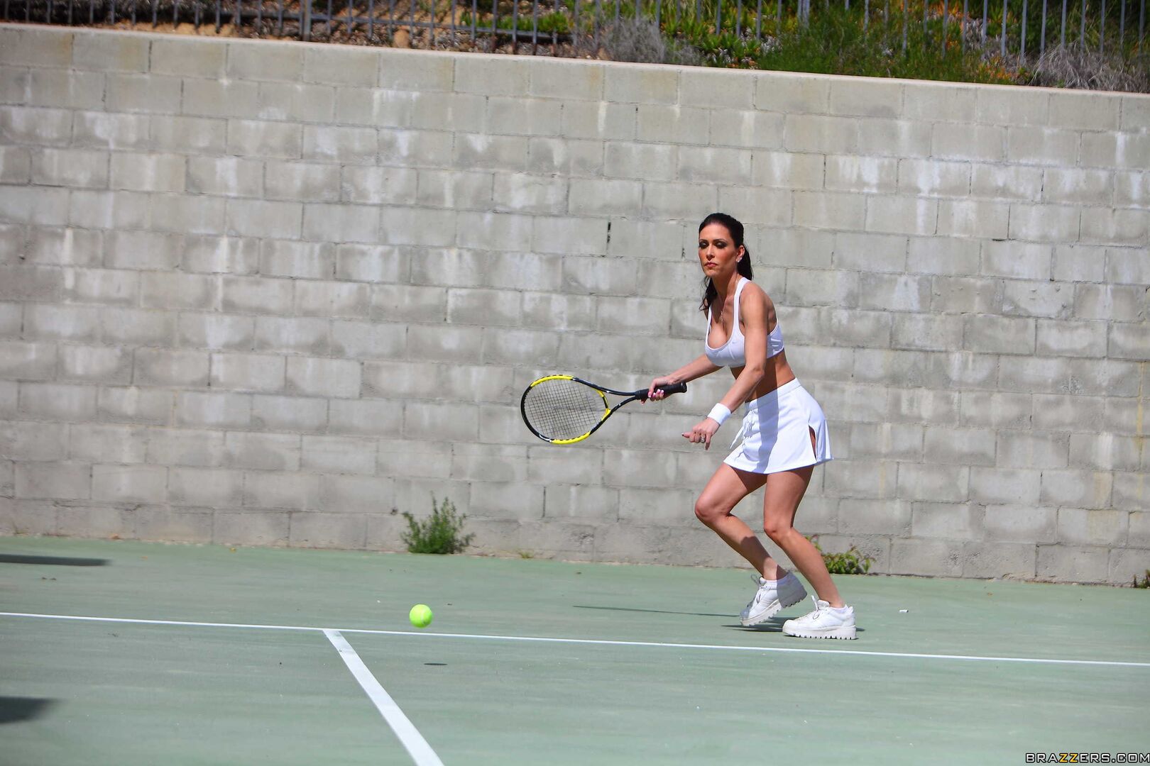 Tennis Titties 2501