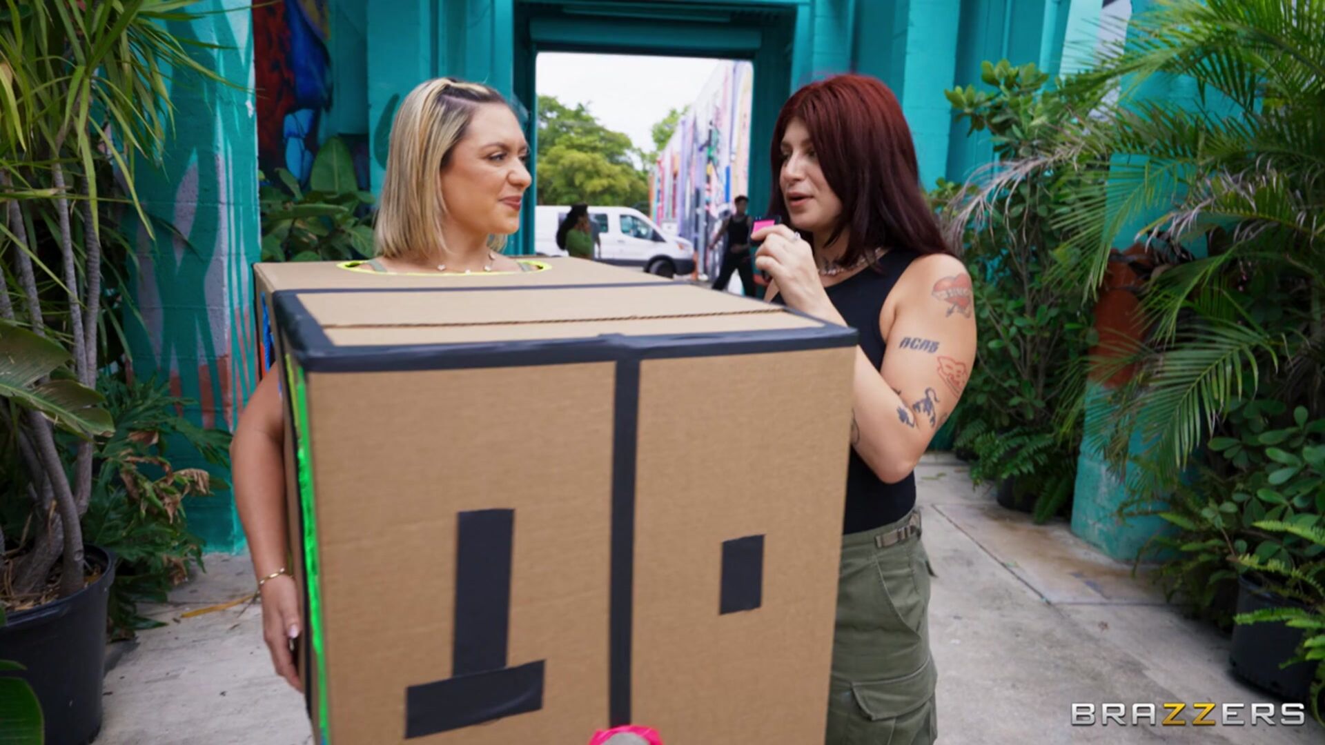Street Heat Slut In A Box