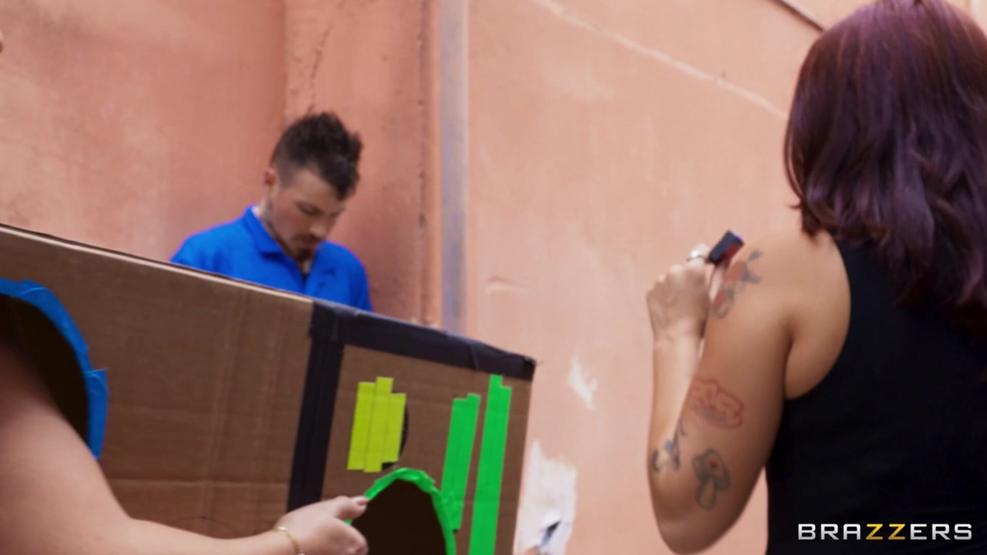 Street Heat Slut In A Box