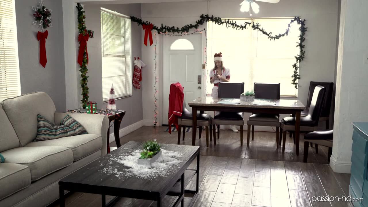 Roxy Ryder: Xxxmas Cheer