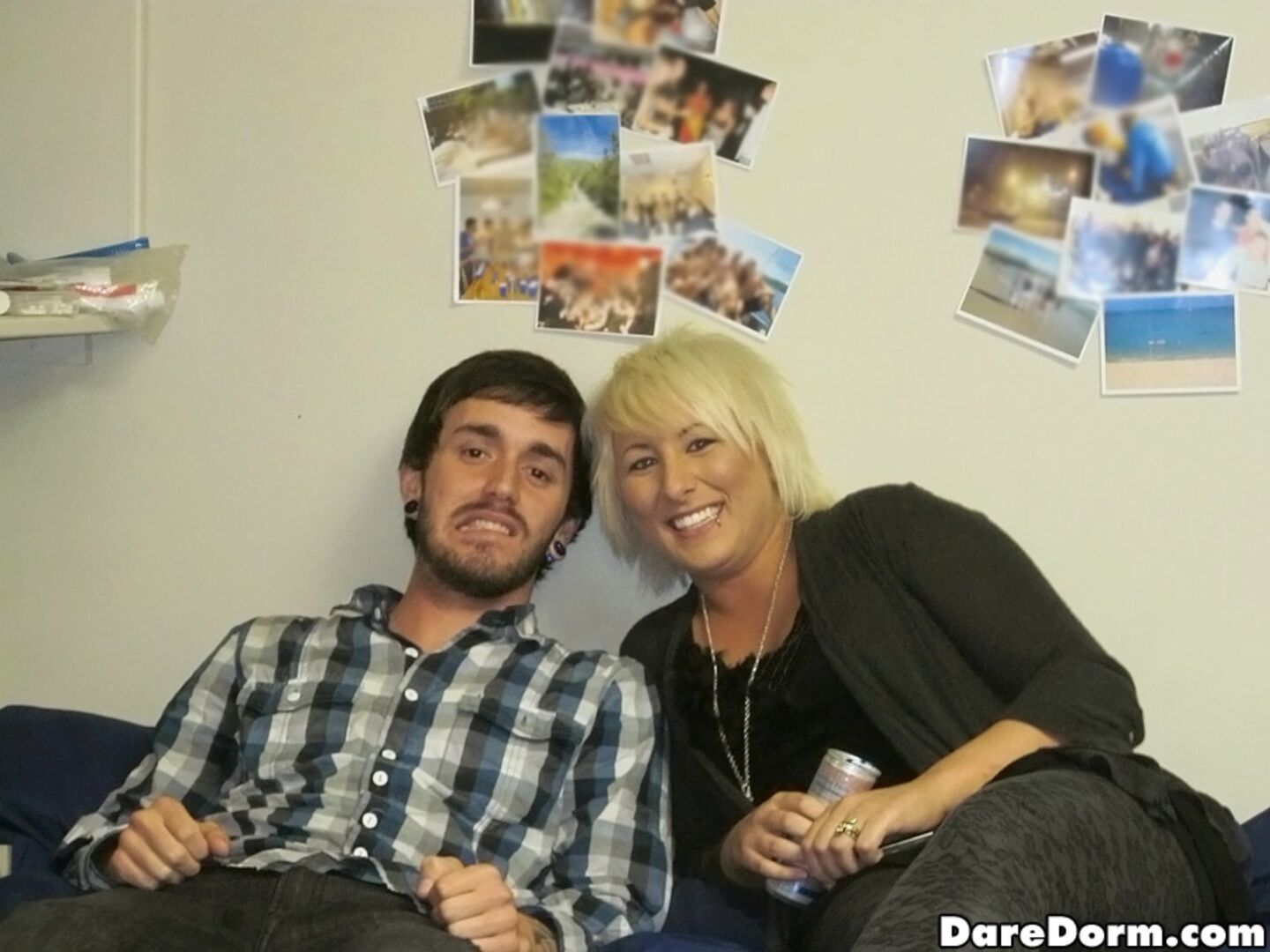 Thumbs Up 0102