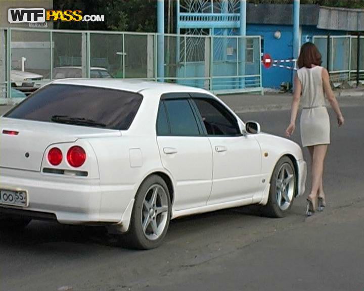 Deep blowjob in the car and outdoors