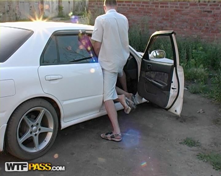 Deep blowjob in the car and outdoors
