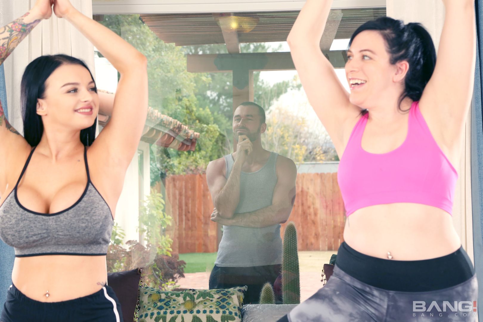 Payton Preslee Gets Fucked Raw In Yoga Class