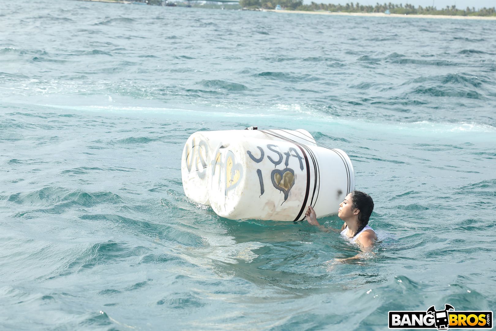 Cuban Hottie Gets Rescued at Sea
