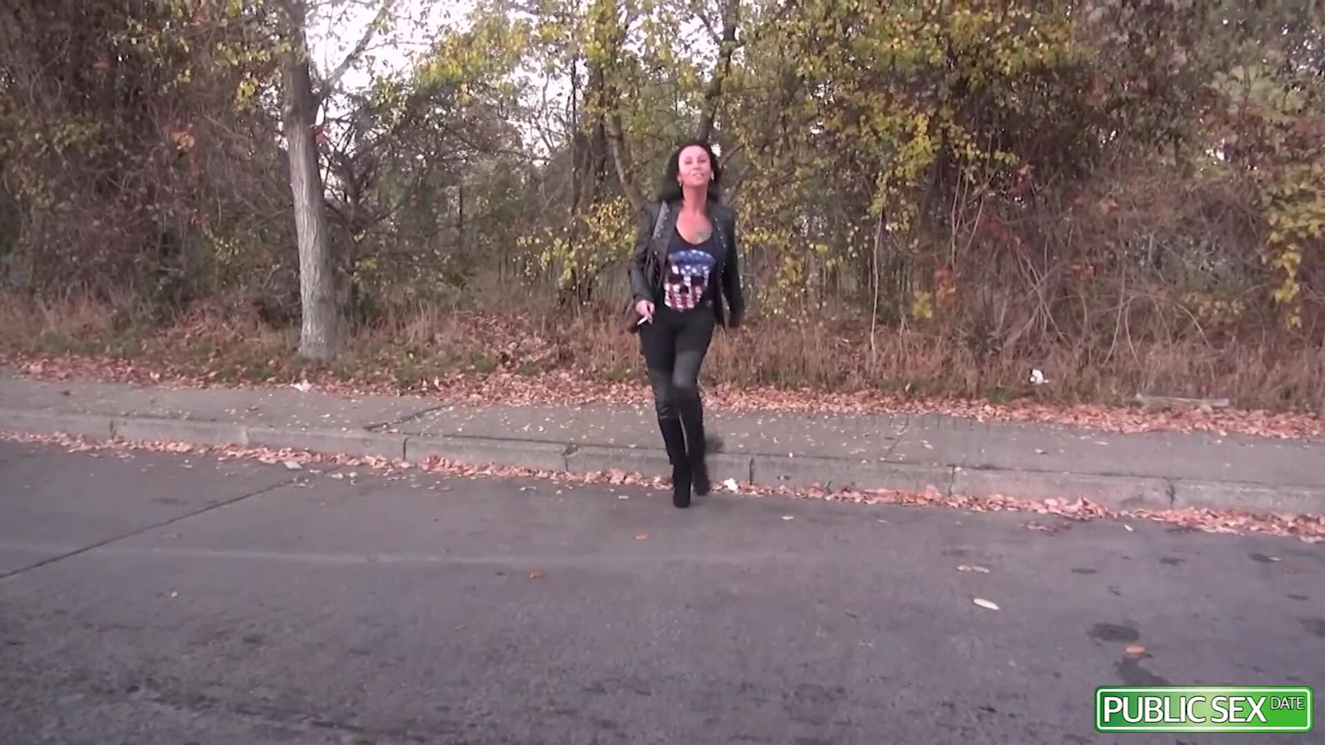 Lady Paris: Outdoor Hookup Slut