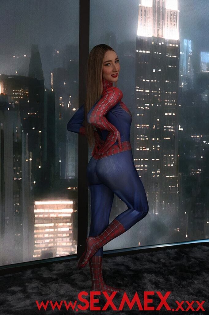 SPIDER GIRL BANGED BY SUPERHEROES . LULA