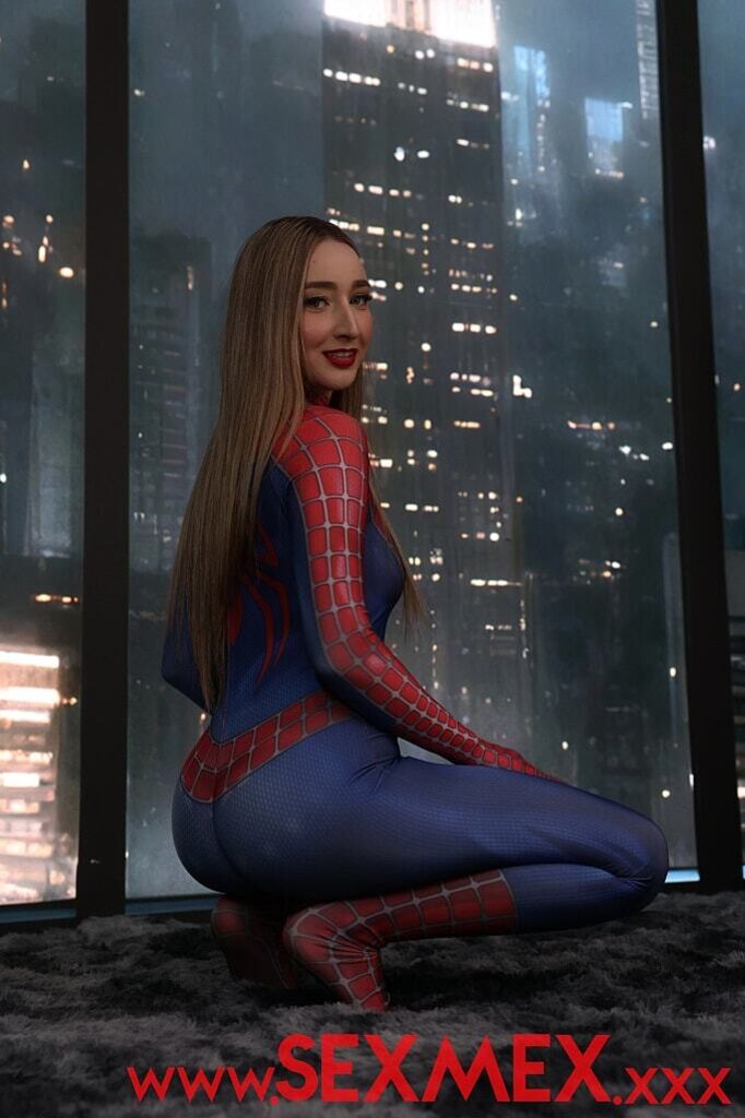 SPIDER GIRL BANGED BY SUPERHEROES . LULA