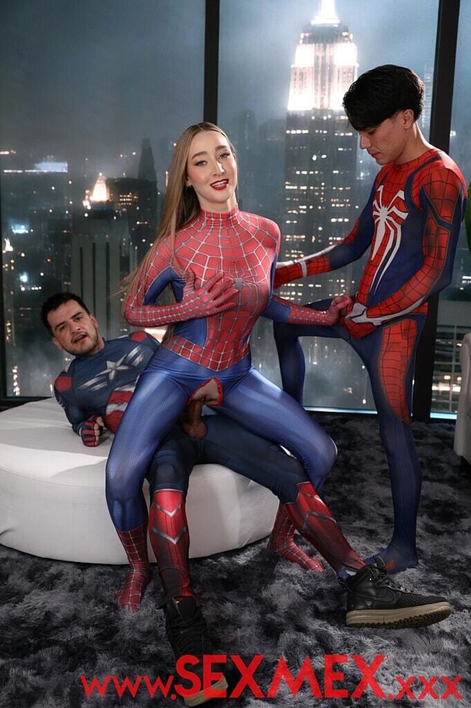 SPIDER GIRL BANGED BY SUPERHEROES . LULA