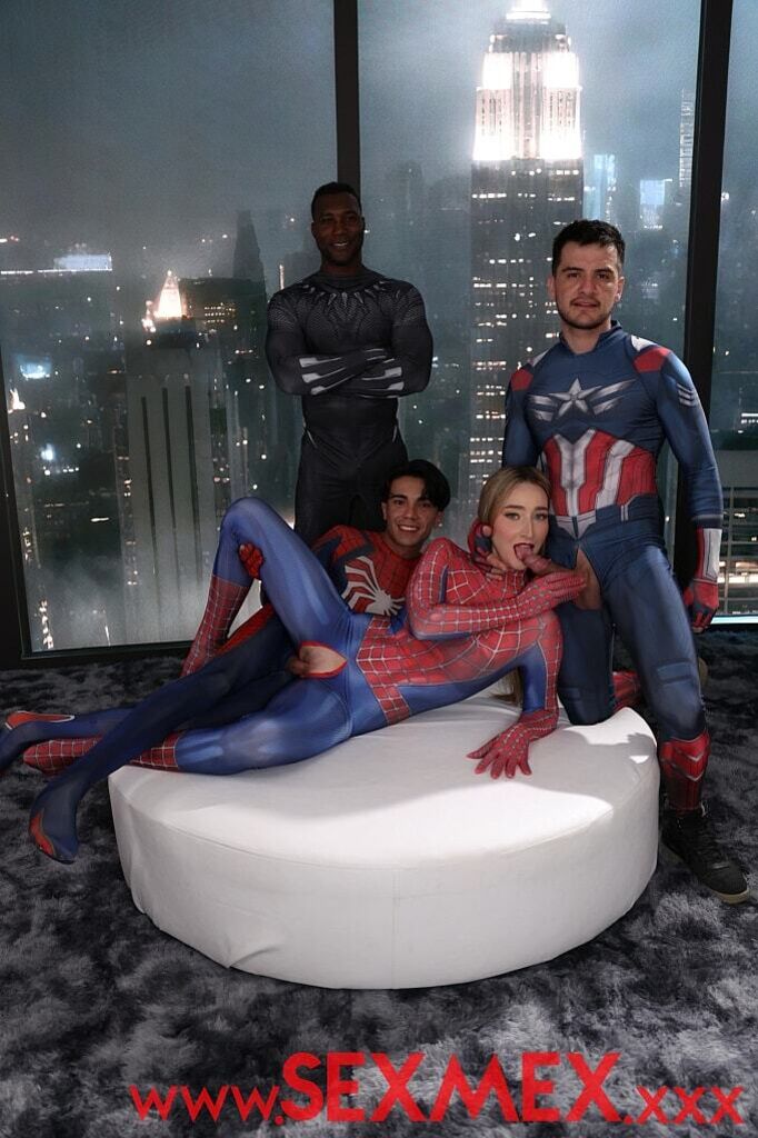 SPIDER GIRL BANGED BY SUPERHEROES . LULA