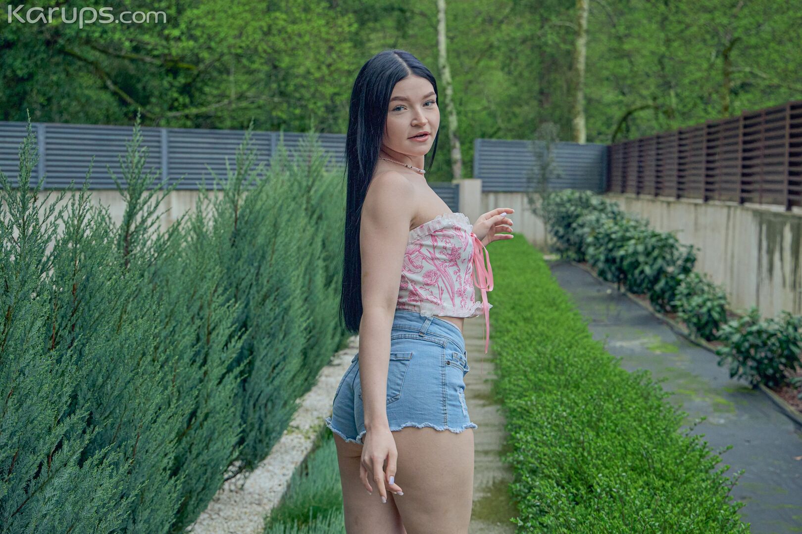 Sweet & Petite