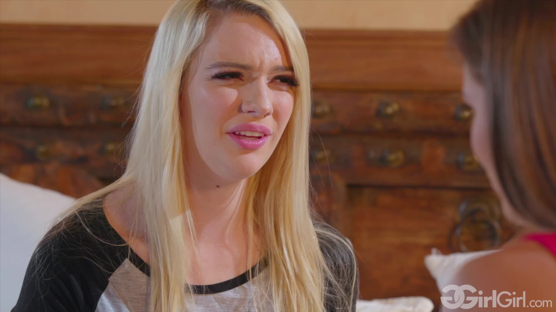 Girlgirl: Lesbian Reluctance Mixed Signals Kenna James & Paige Owens