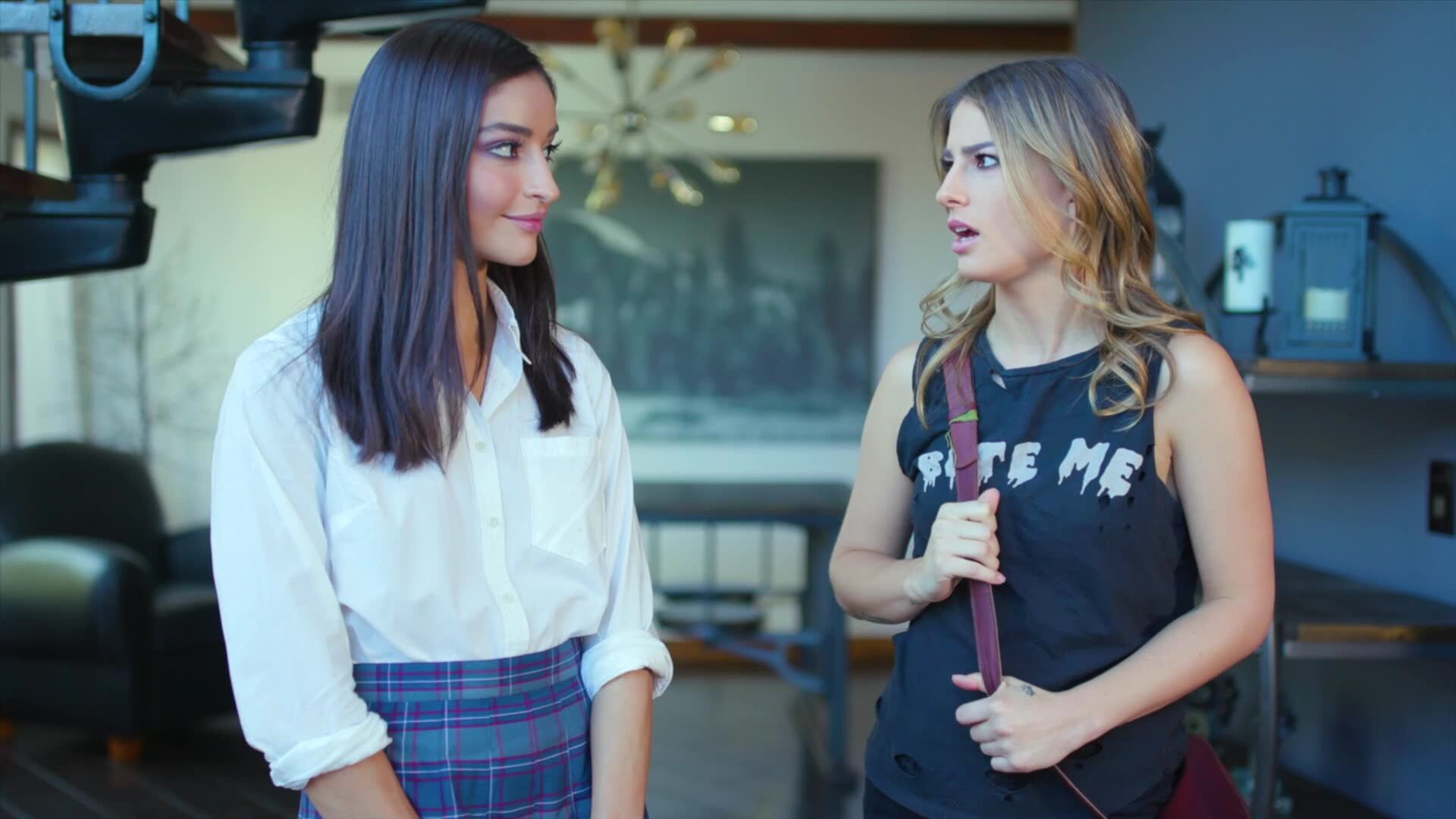 GirlGirl: Paranormal Witchcraft Riley Reid Kristen Scott Emily Willis