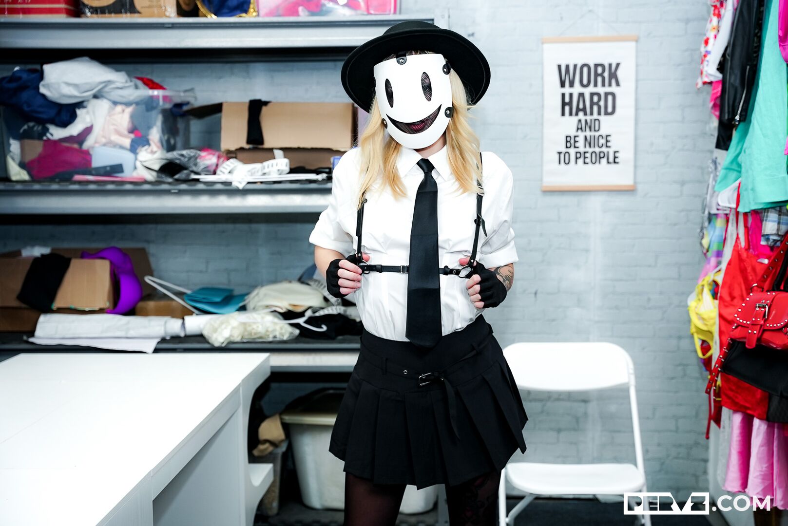New Girl Caught: Hannah Quinn! Case No. 8004805 - The Masked Thief