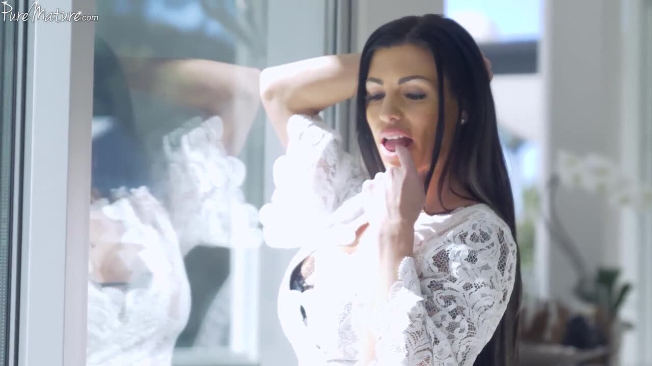 Melissa Lynn: Ready And Waiting