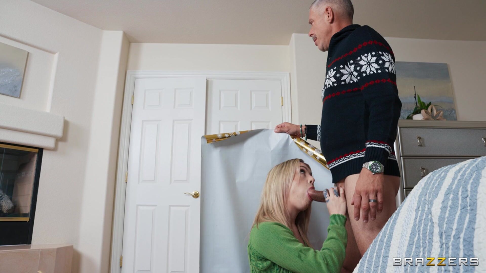 Dilf Feeds Her His Load & It'S A Wrap