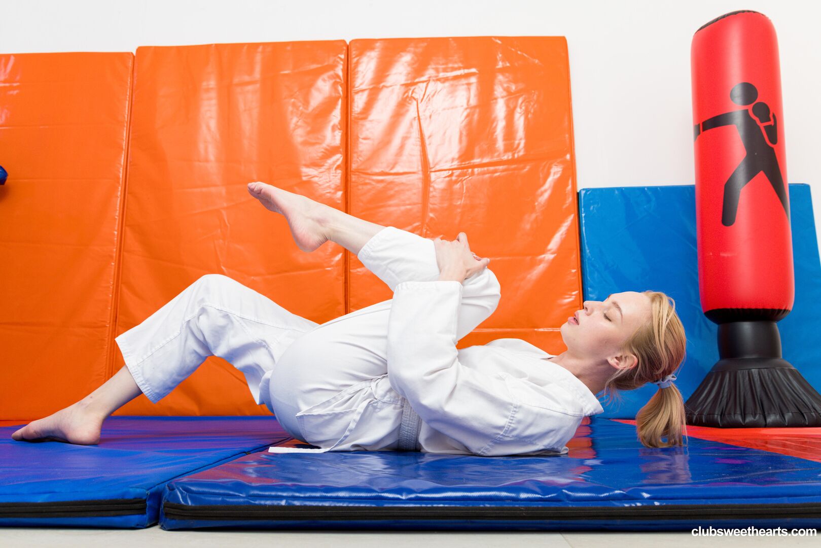 Karate cutie elloise arti