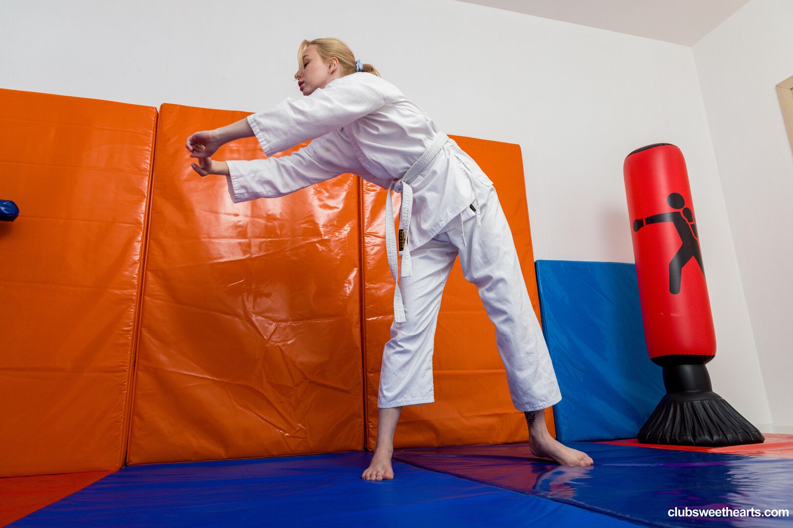 Karate cutie elloise arti