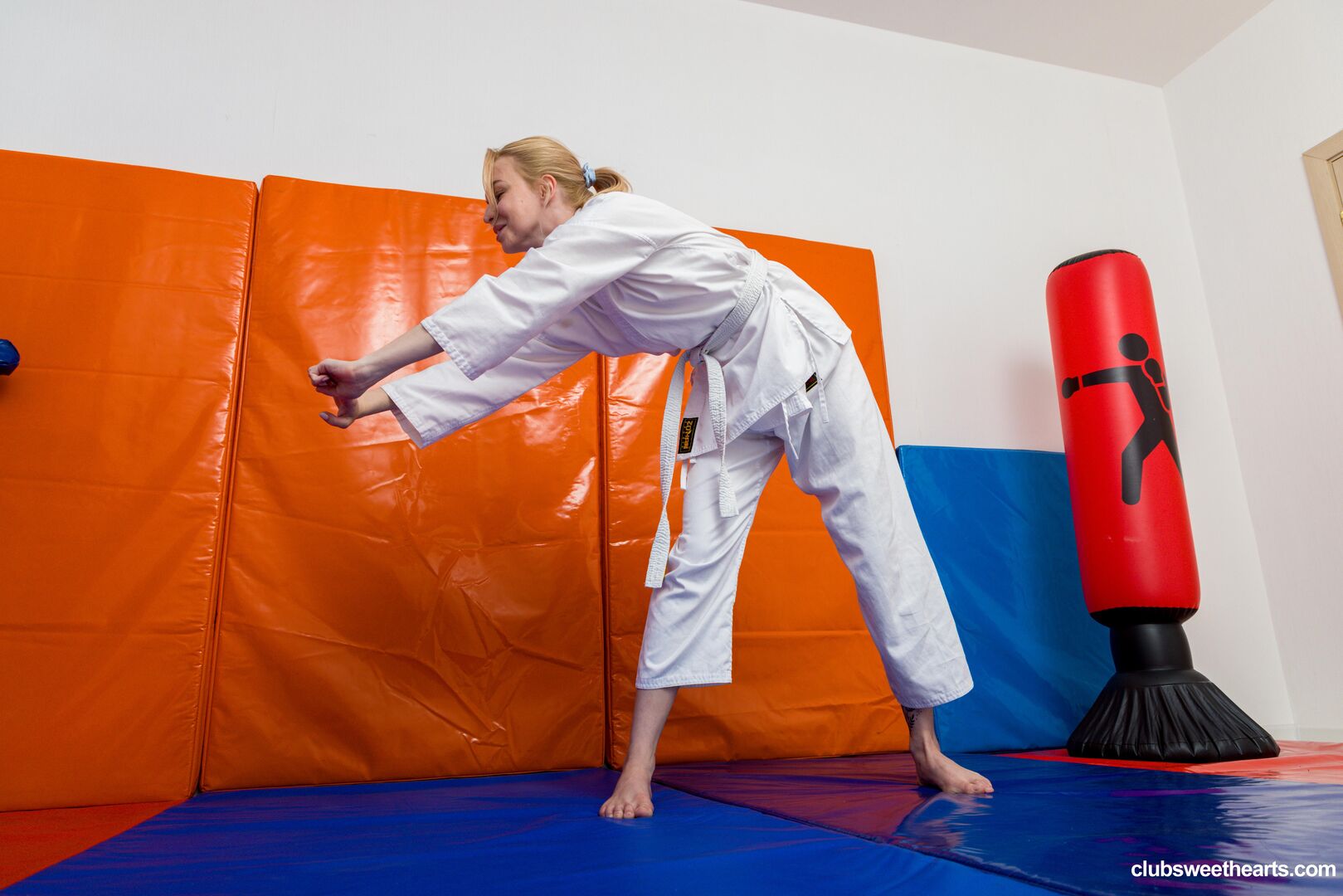 Karate cutie elloise arti