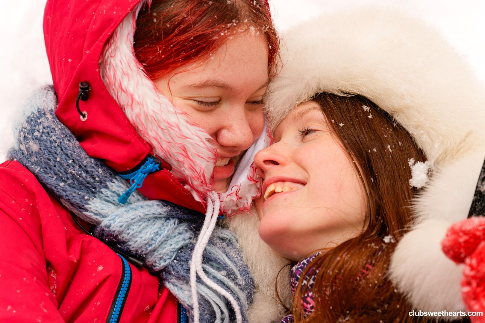 Frosty sweethearts 2/3