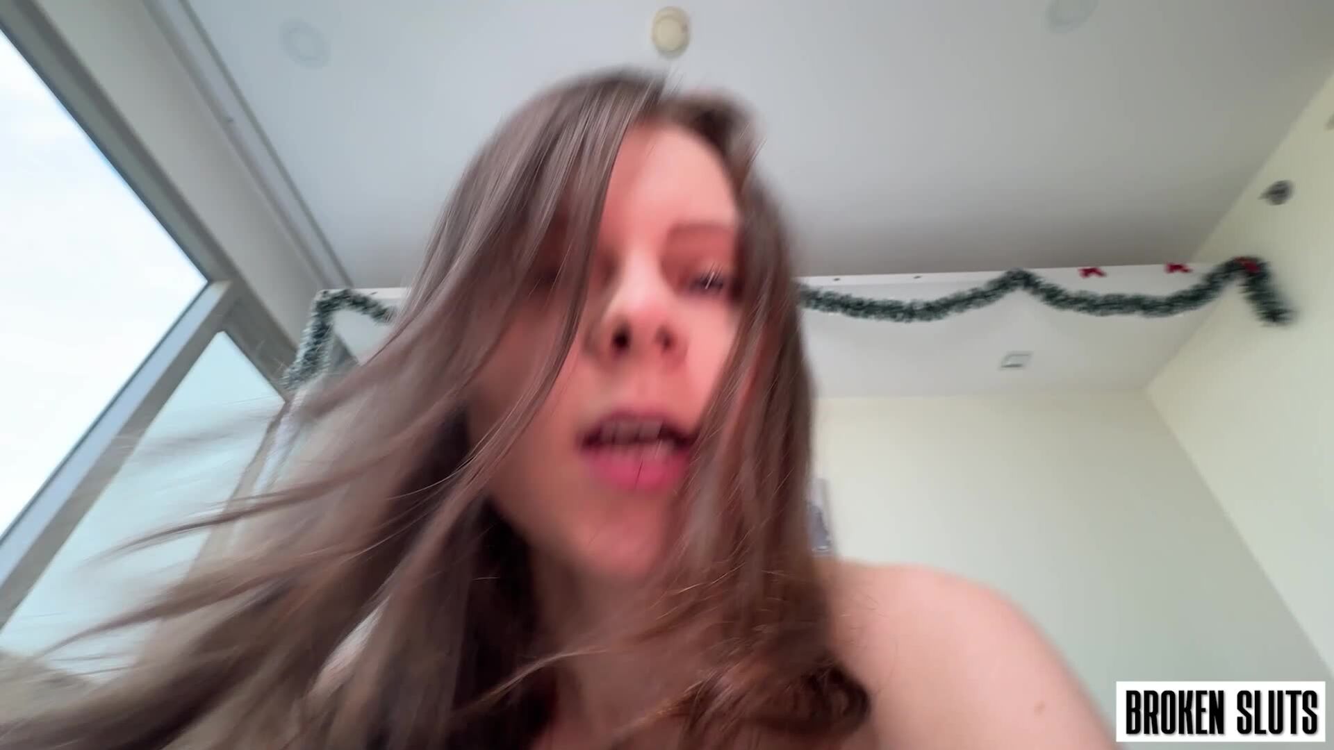 MILKING BIG COCKS IS HER PASSION - HiYouth