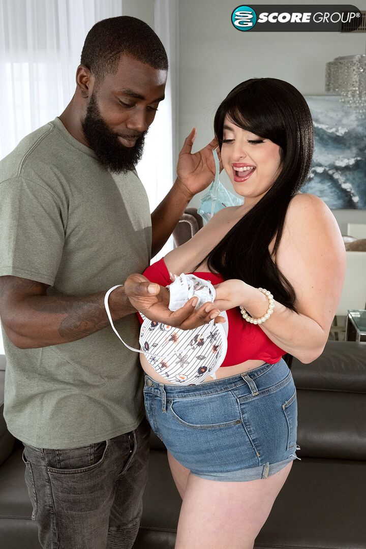 Busty Xena Zoraki gets her bush fucked by a giant cock