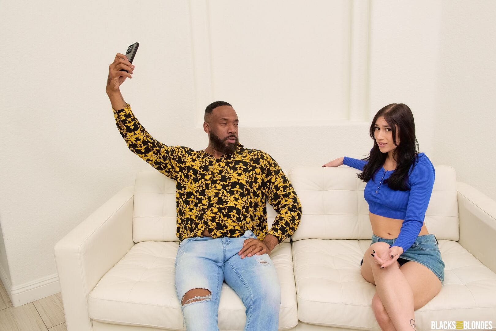 Alexa Chains Loves Dick Pics!