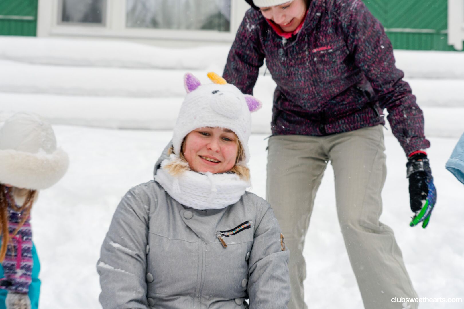 Frosty sweethearts 3/3