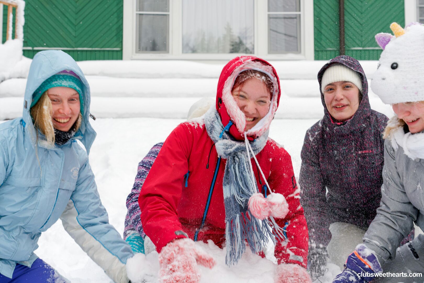 Frosty sweethearts 3/3