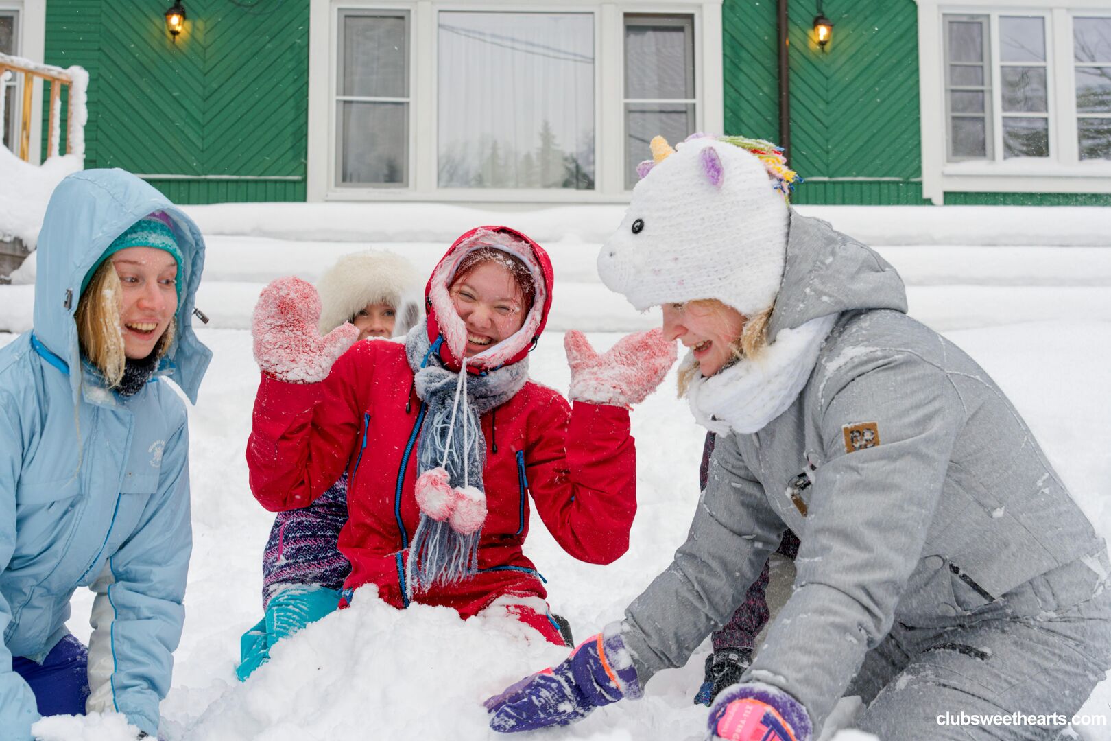 Frosty sweethearts 3/3