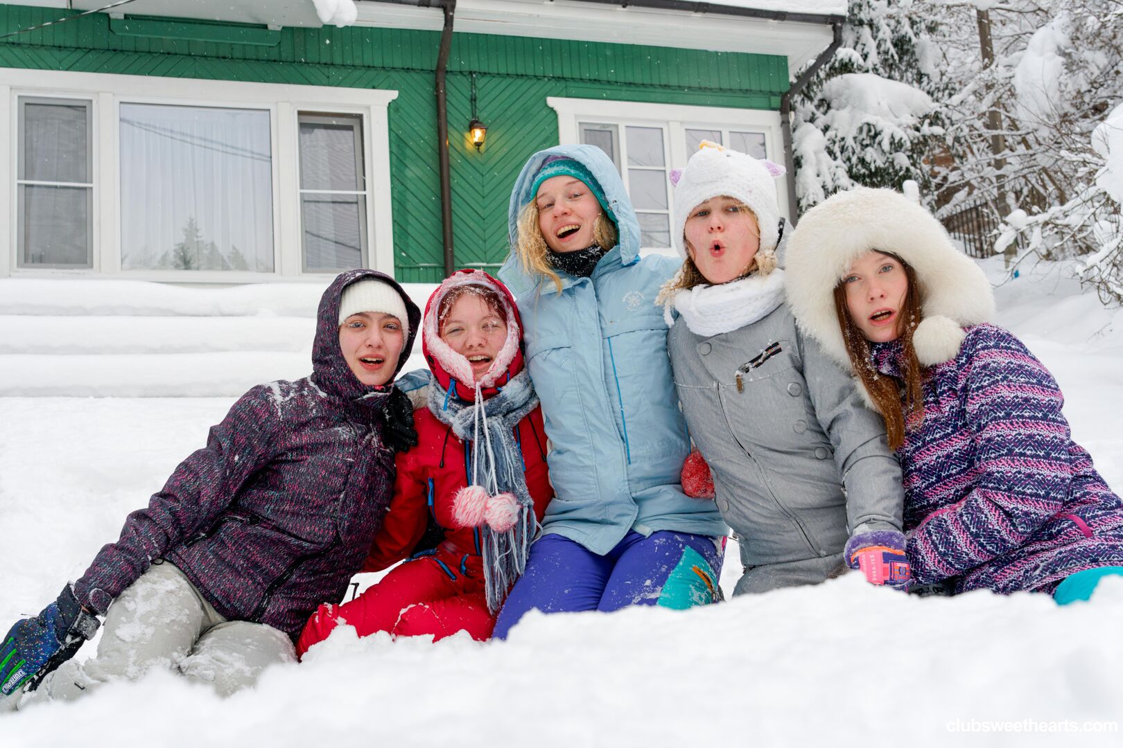 Frosty sweethearts 3/3