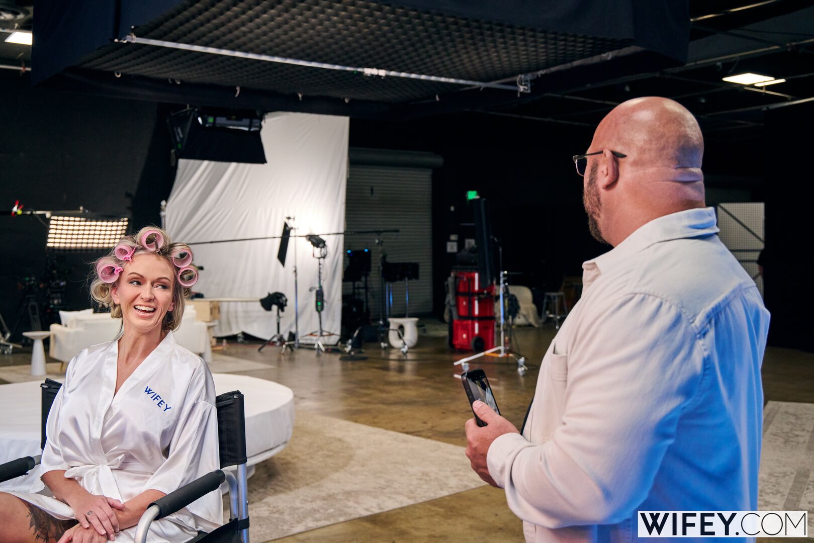 Holly And Scott: Blonde MILF Gets Filled By BBC