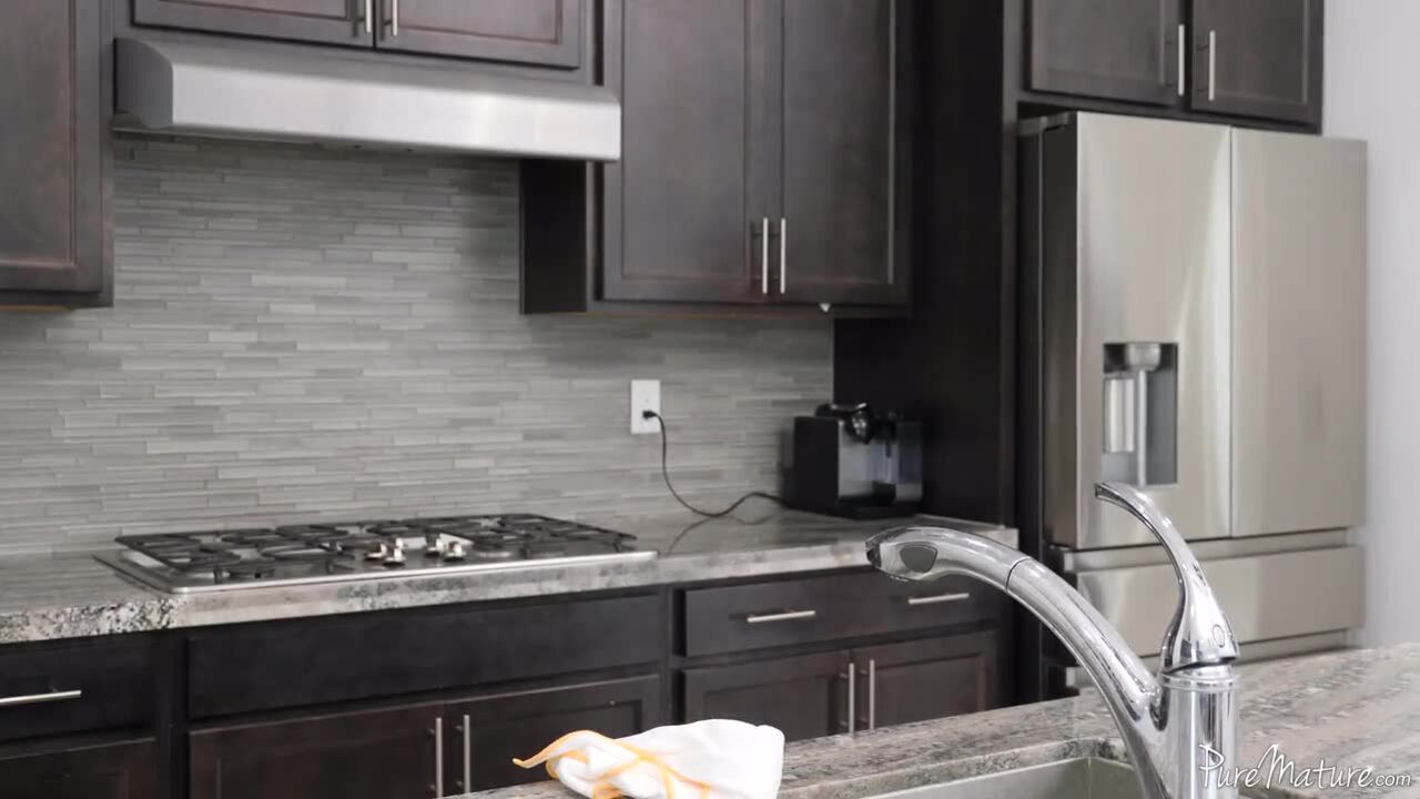 Brandi Love: The Mover