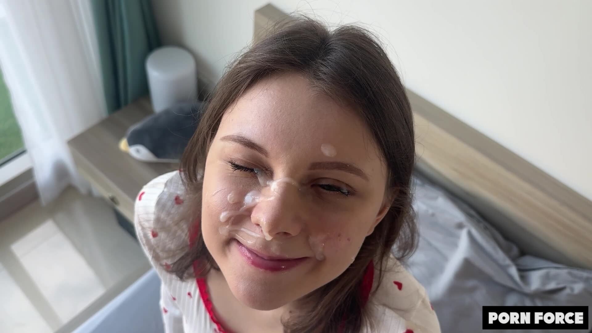 18 YO SWEETHEART MAKES HIM CUM TWICE - HIYouth
