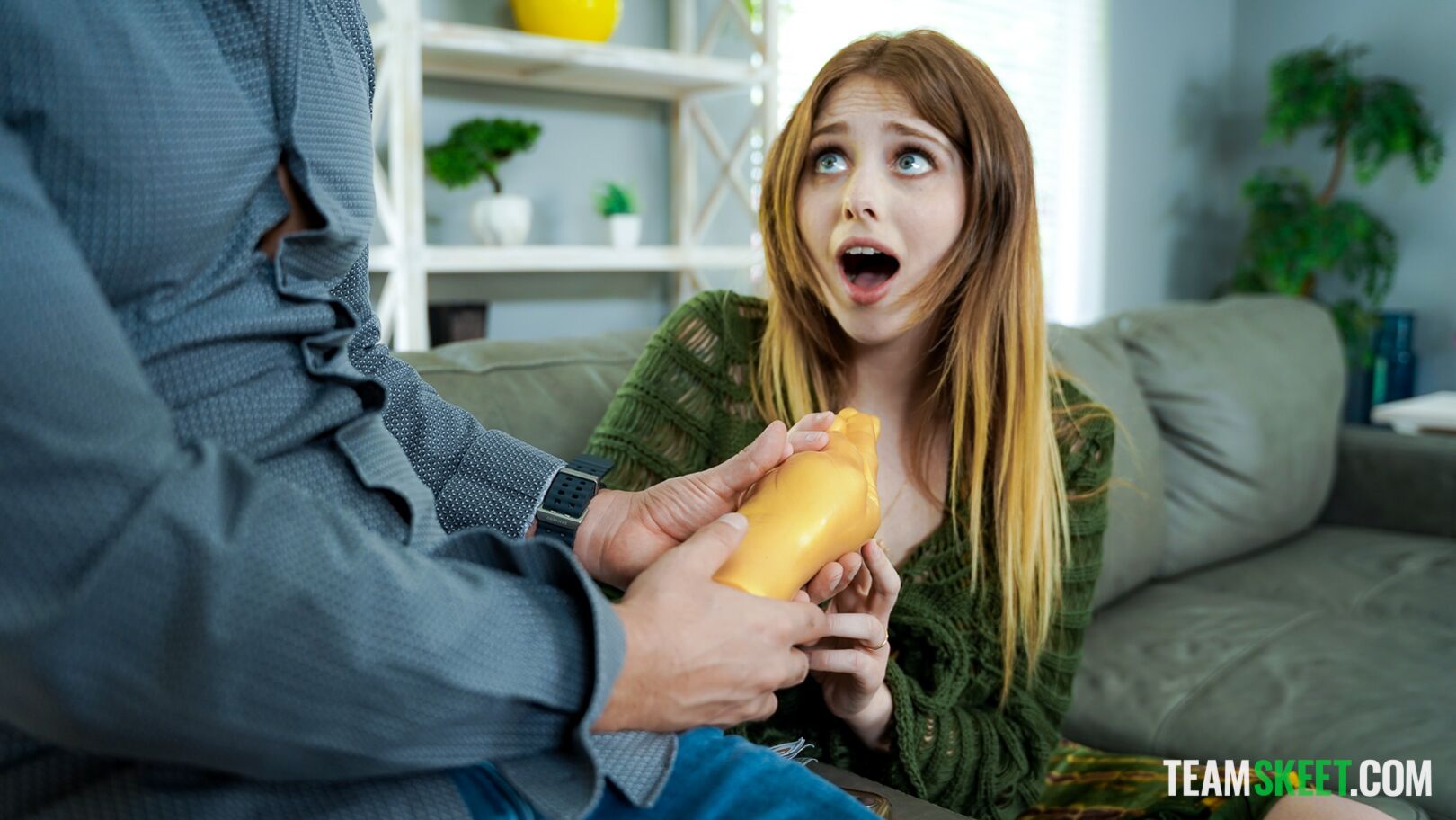The Babysitter Has a Kink for Men With Strong Hands…